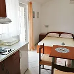 Διαμέρισμα Diklo Marija