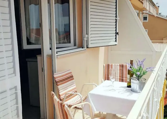 Διαμέρισμα Diklo Marija *